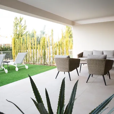 Luxury - Pool View, Sun & Shade Terraces, Near Golf & Padel בית נופש